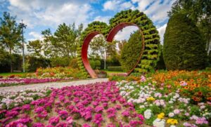 Read more about the article باغ گلهای اصفهان کجاست ؟ آشنایی با باغ گلها